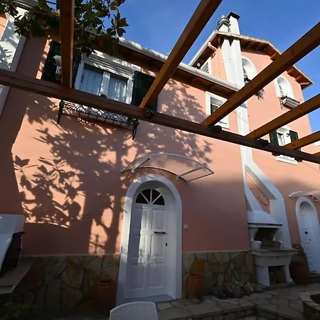 Navigats Traditional House Village Casa vacanze *