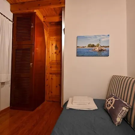 Navigats Traditional House Village Lefkimmi (Corfu)