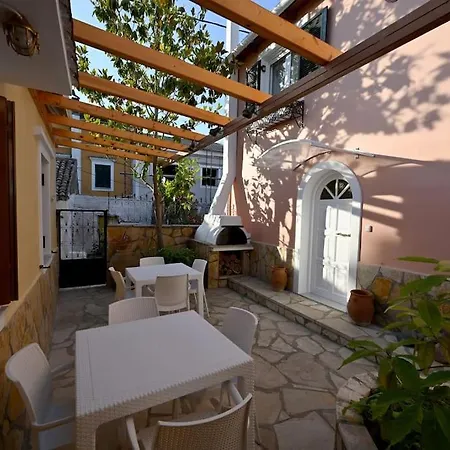 Navigats Traditional House Village Lefkimmi (Corfu)
